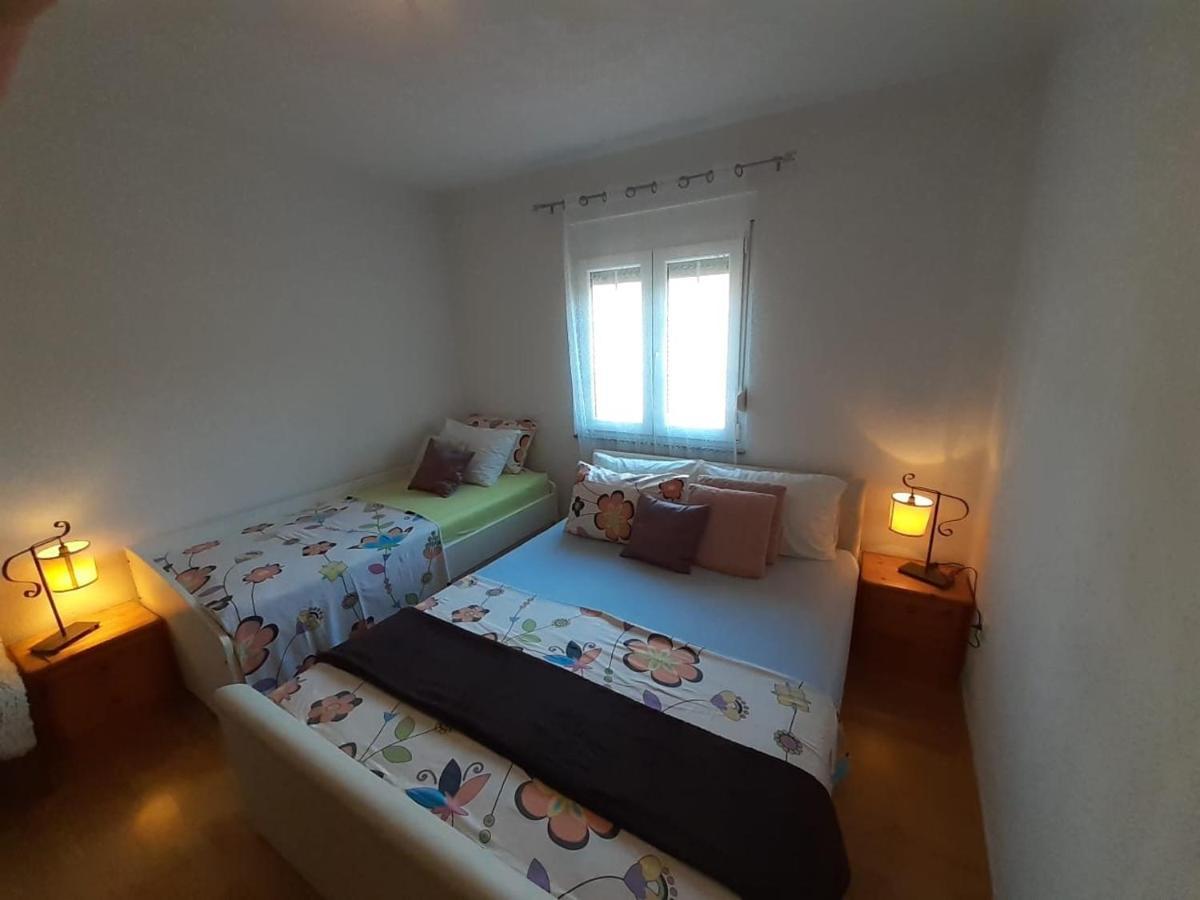 Apartments With A Parking Space Vodice - 13973 Bagian luar foto