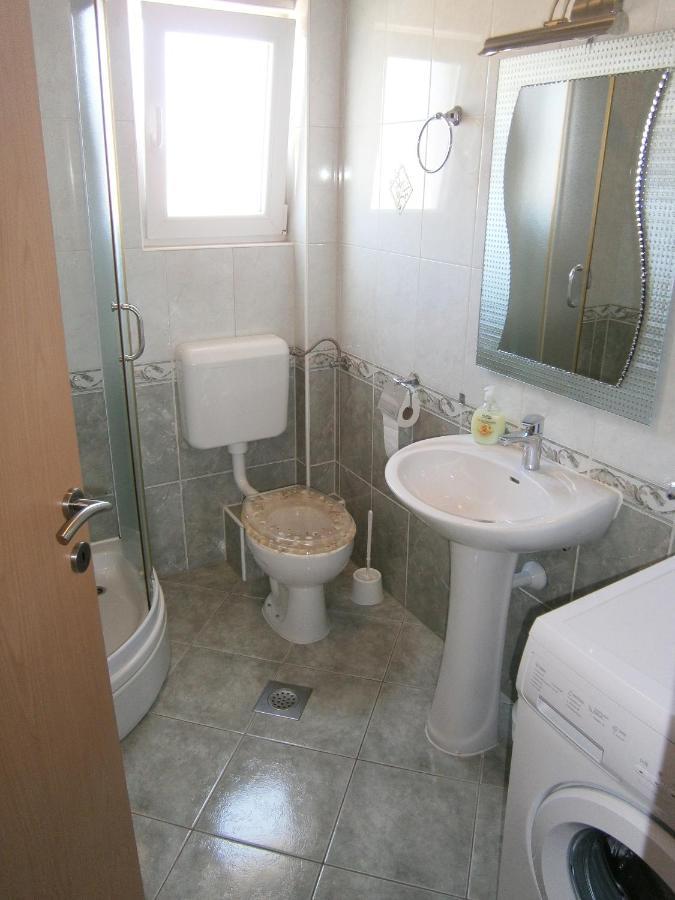Apartments With A Parking Space Vodice - 13973 Bagian luar foto