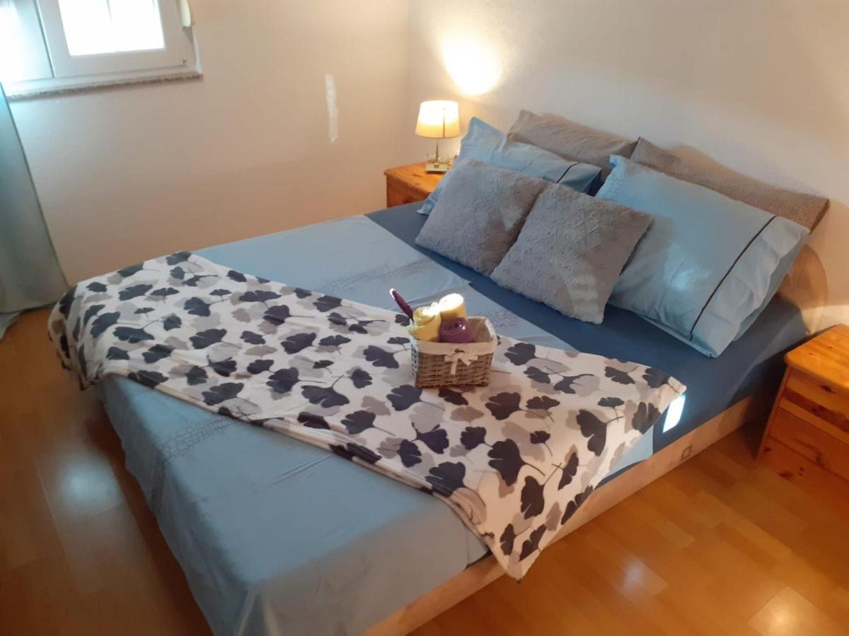 Apartments With A Parking Space Vodice - 13973 Bagian luar foto